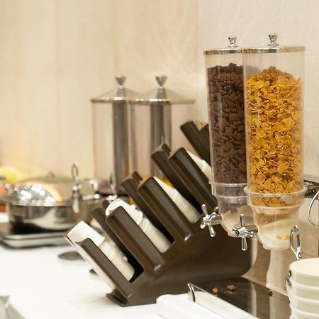 Hotel The Grang Σεογκουίπο Εξωτερικό φωτογραφία