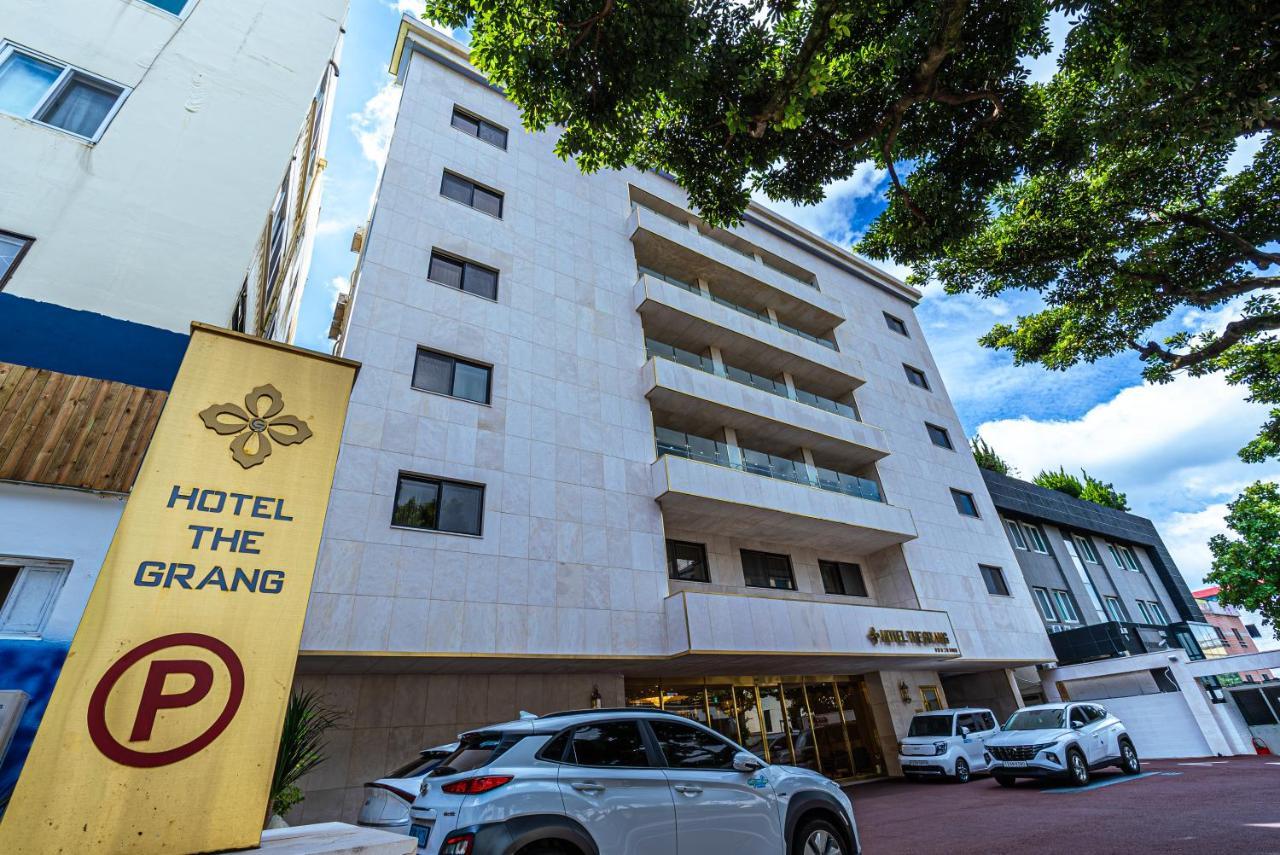 Hotel The Grang Σεογκουίπο Εξωτερικό φωτογραφία