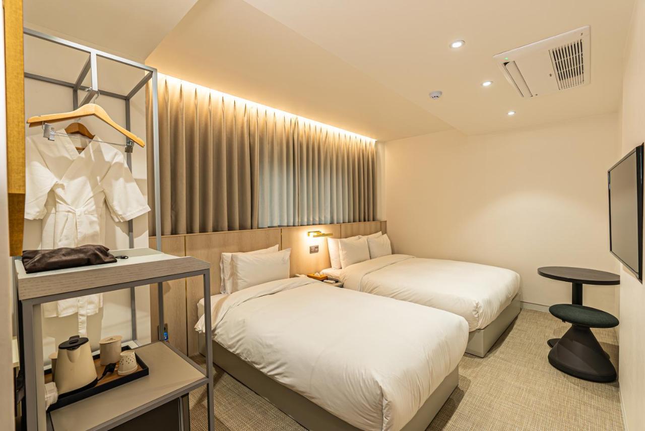 Hotel The Grang Σεογκουίπο Εξωτερικό φωτογραφία