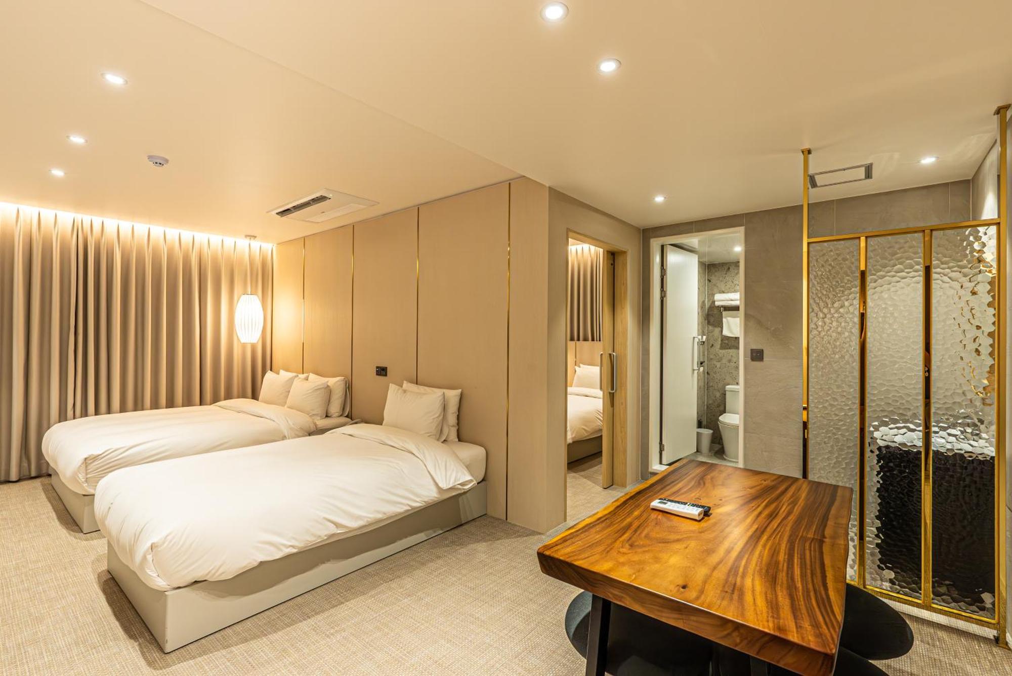 Hotel The Grang Σεογκουίπο Εξωτερικό φωτογραφία