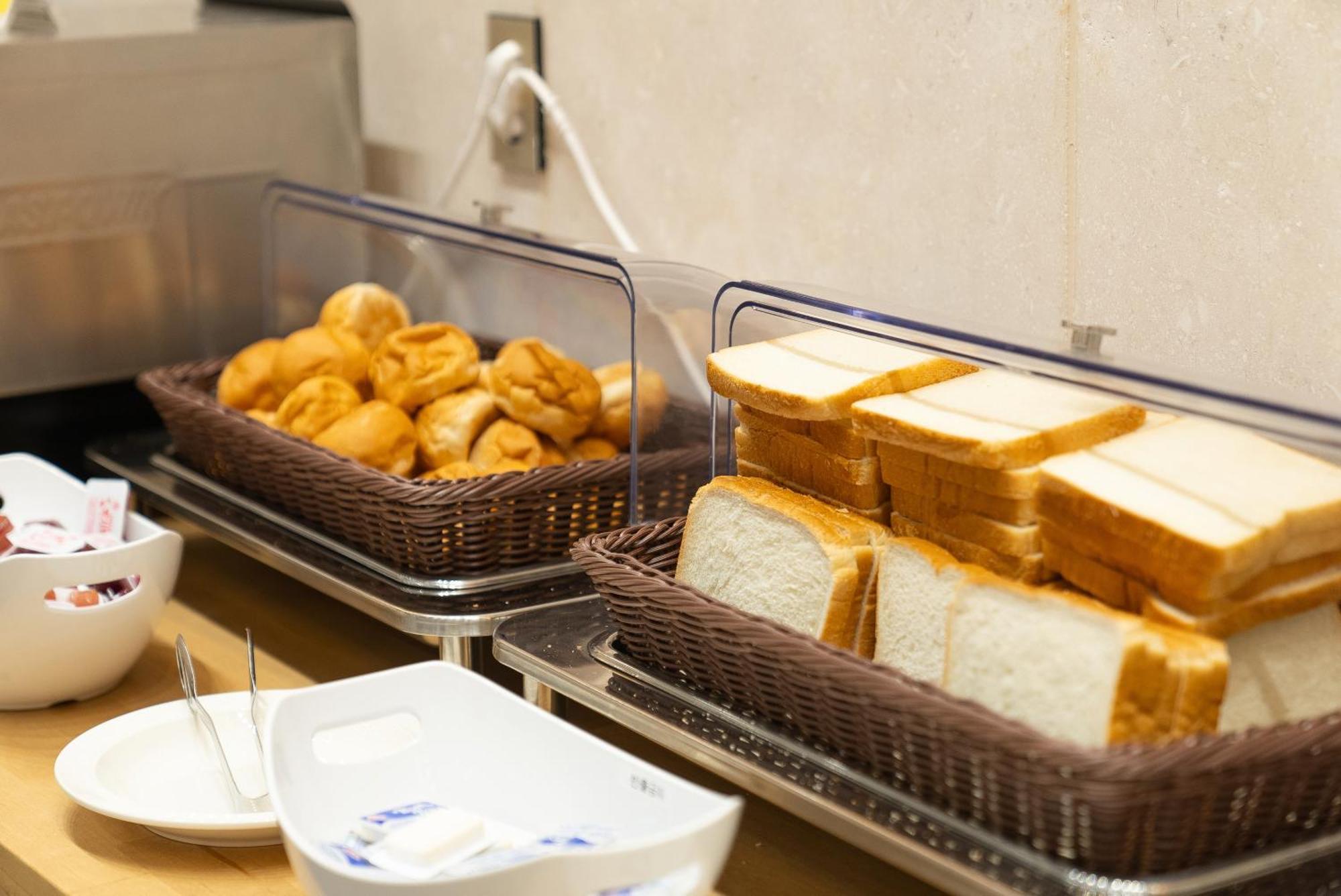 Hotel The Grang Σεογκουίπο Εξωτερικό φωτογραφία